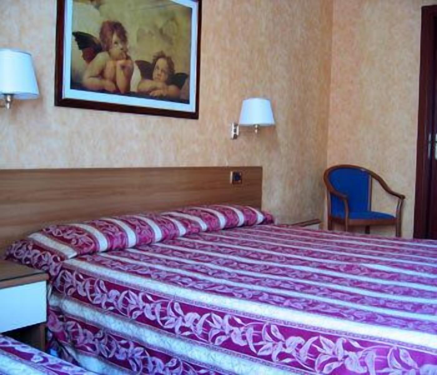 Hotel Milazzo Roma Bagian luar foto